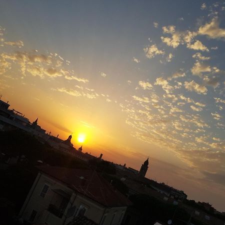 B&B Rooftop51 Rimini Eksteriør billede